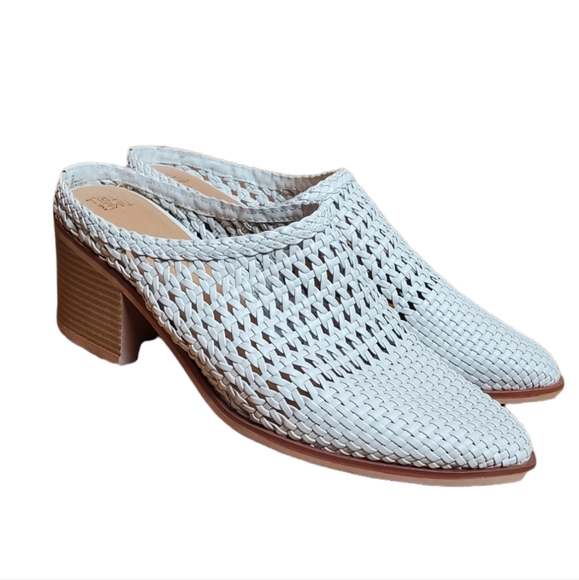 Time and Tru White Pointed Toe Woven Slip On Block Heel Mule - Picture 1 of 8